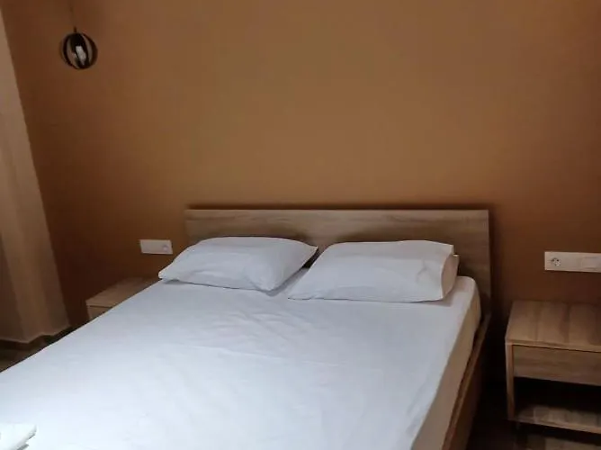 Ladenis Appartement *